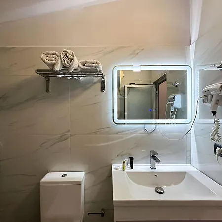 Hotel Eden 3*