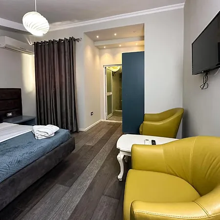 Eden Tirana